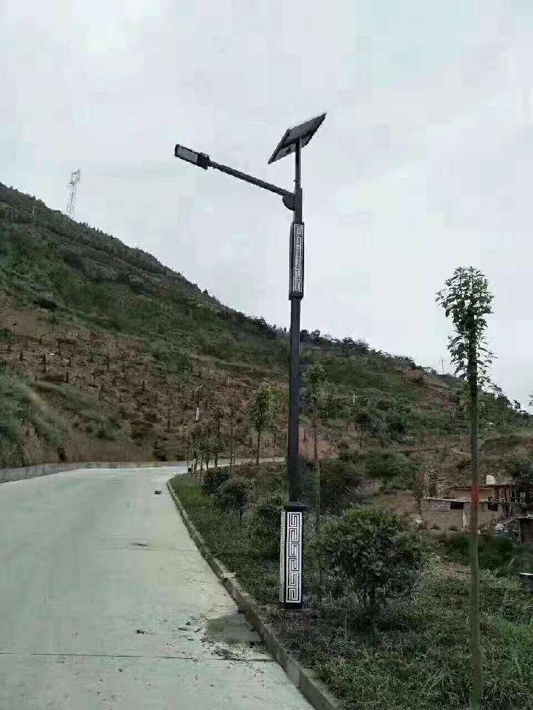 藤县仿古太阳能路灯